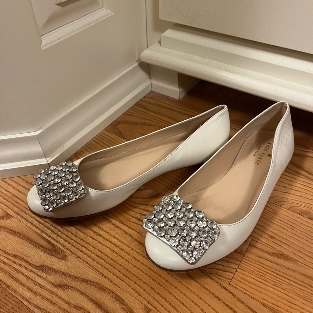 ♠️Kate Spade Cream Flats with Sparkling Embellishments